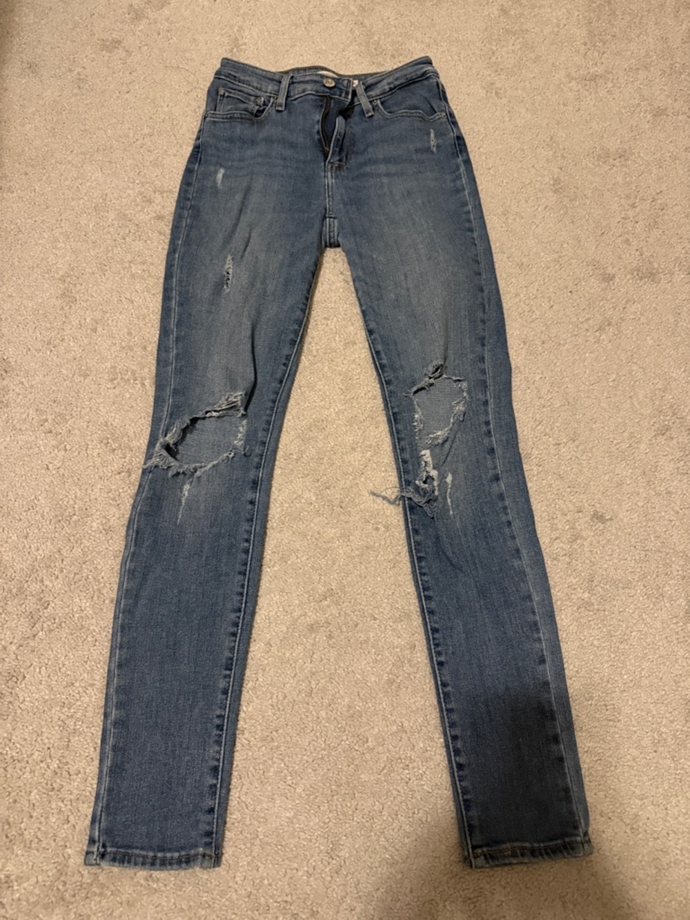 Levi High Rise Skinny 721